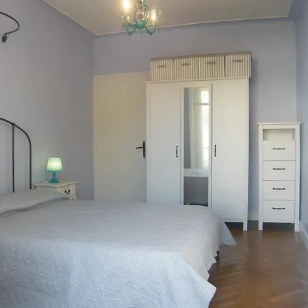 Henriiv Apartment