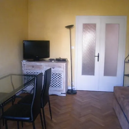 Apartment Henriiv *