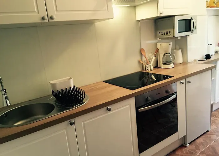 Henriiv Apartmán *